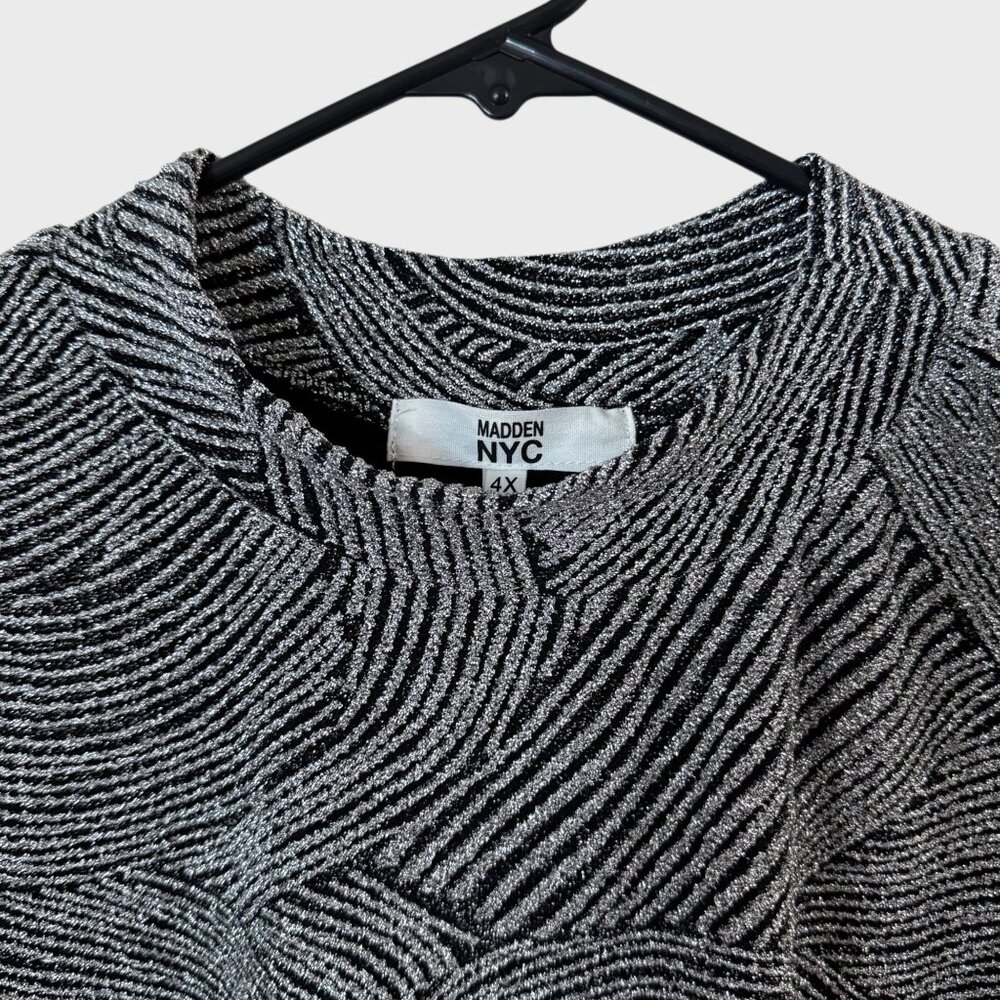 Madden NYC by Steve Madden Metallic Mock Neck Top Silver Women's Size 4X New - Picture 5 of 11